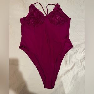 Super cute lace bodysuit!